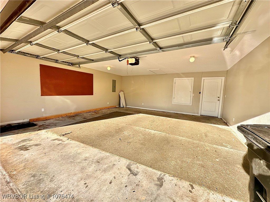 106 E Dora Ln Poteau, OK 74953 | Single Family