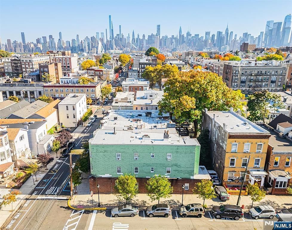 123 47th St Union City, NJ 07087 | Single Family