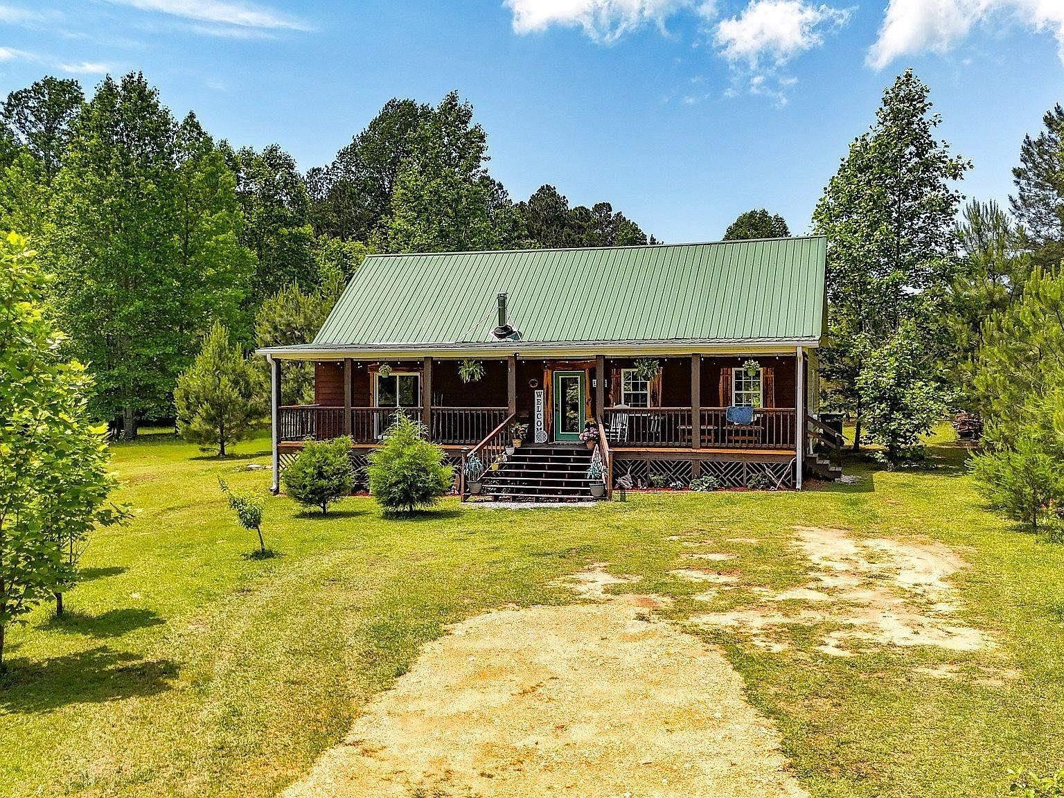 95 County Road 369 Fort Payne, AL 35967  | Single Family
