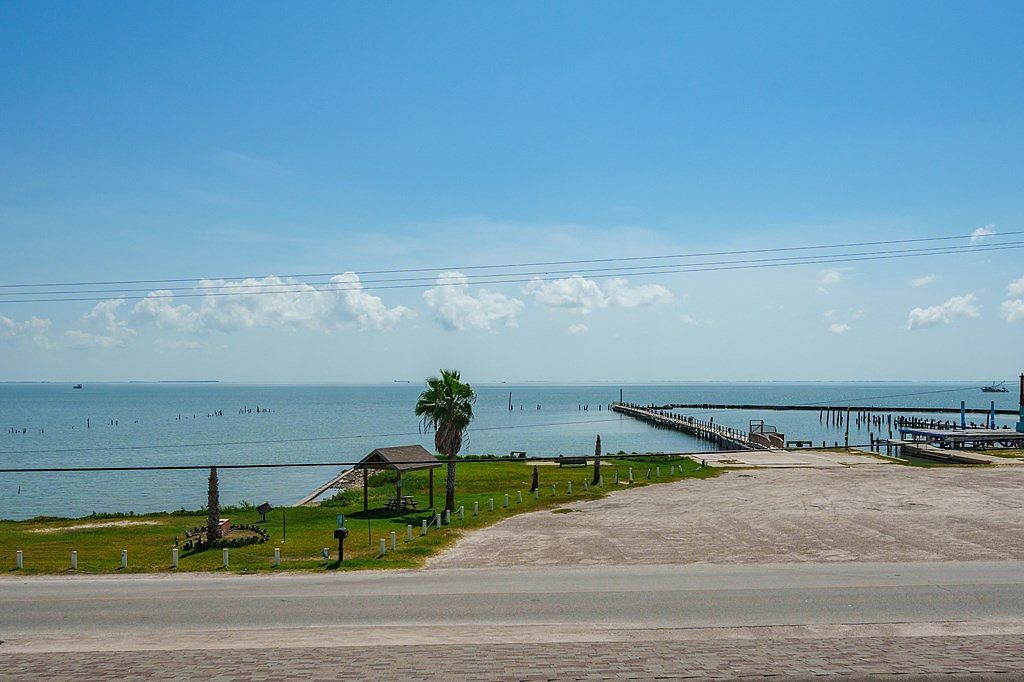 919 N Fulton Beach Rd UNIT 203 Rockport, TX 78382 | New build