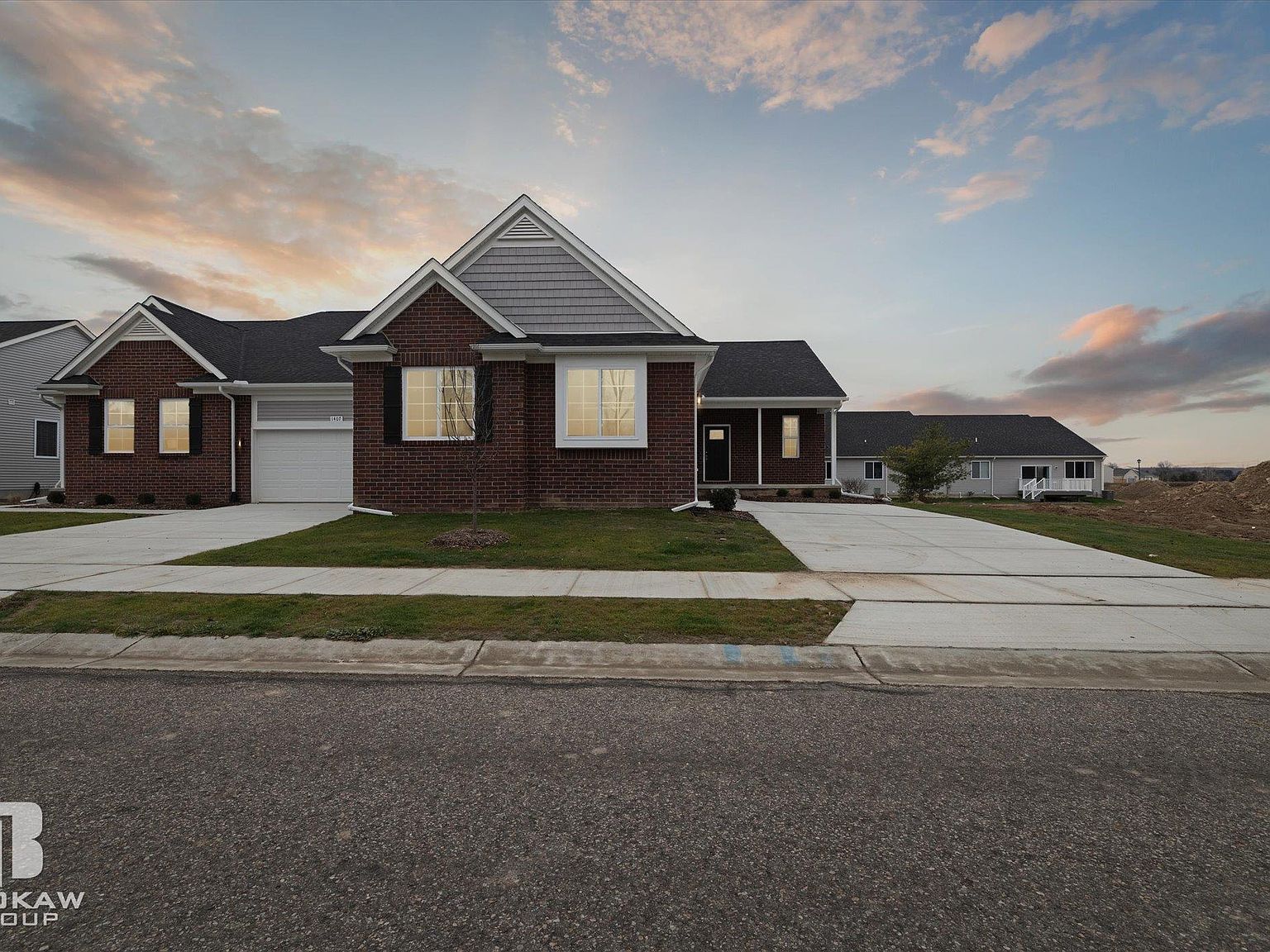 1410 Luxington Dr Lapeer, MI 48446  | Condominium