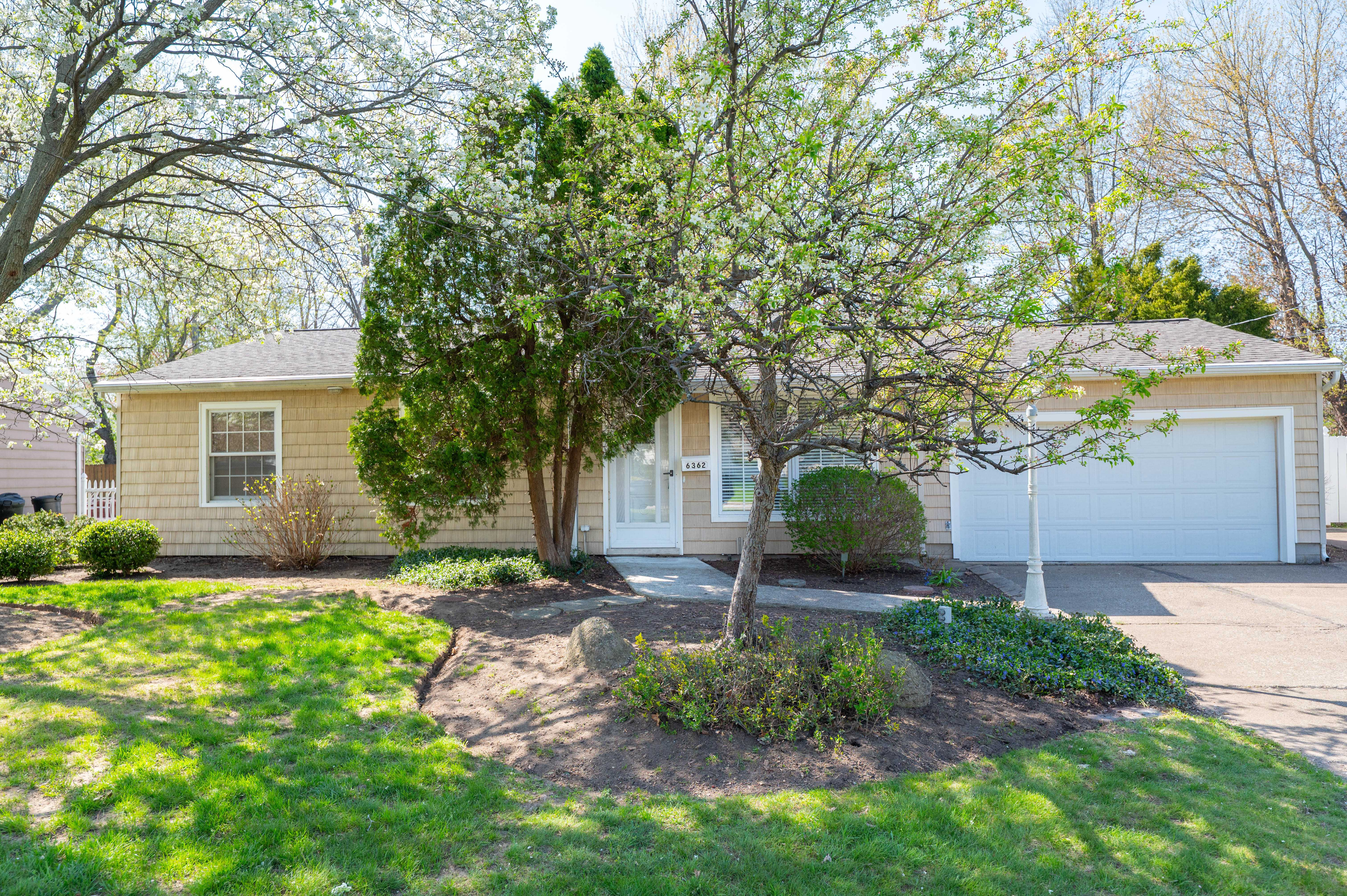 6362 Ambrose Drive, Mentor, OH, USA, 44060 - Thumbnail 2