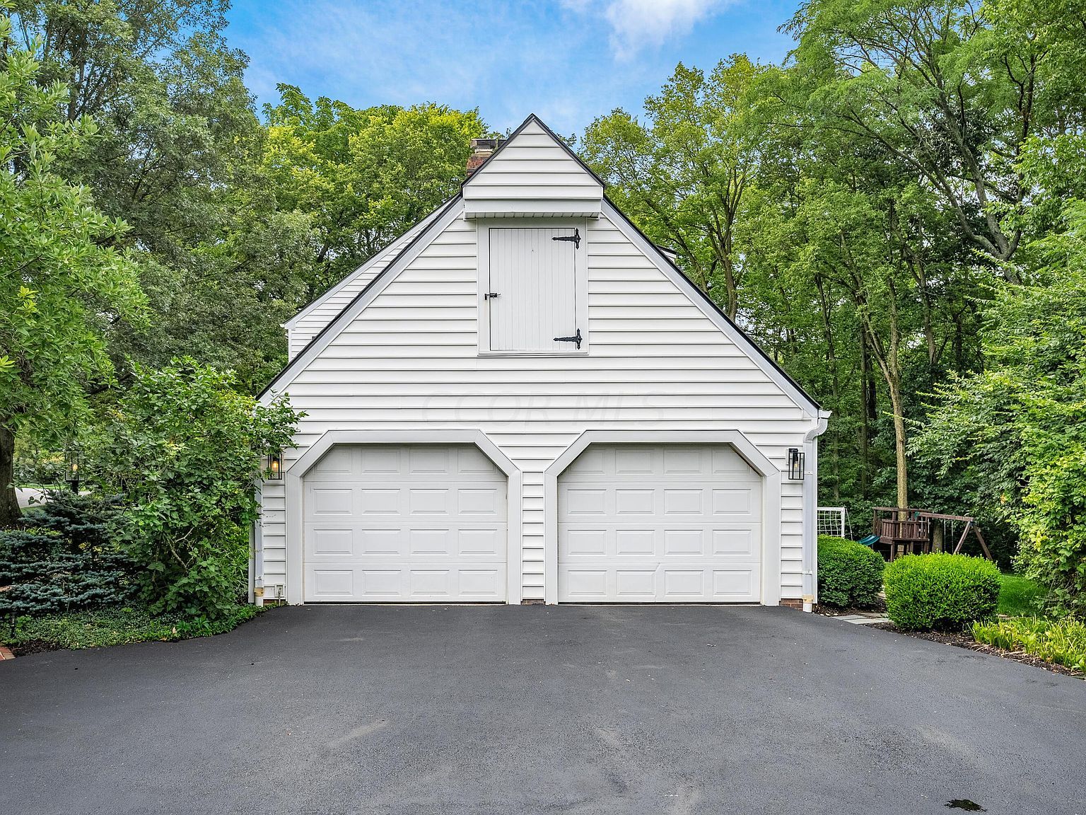 2200 Castle Crest Dr Worthington, OH 43085  | Single Family