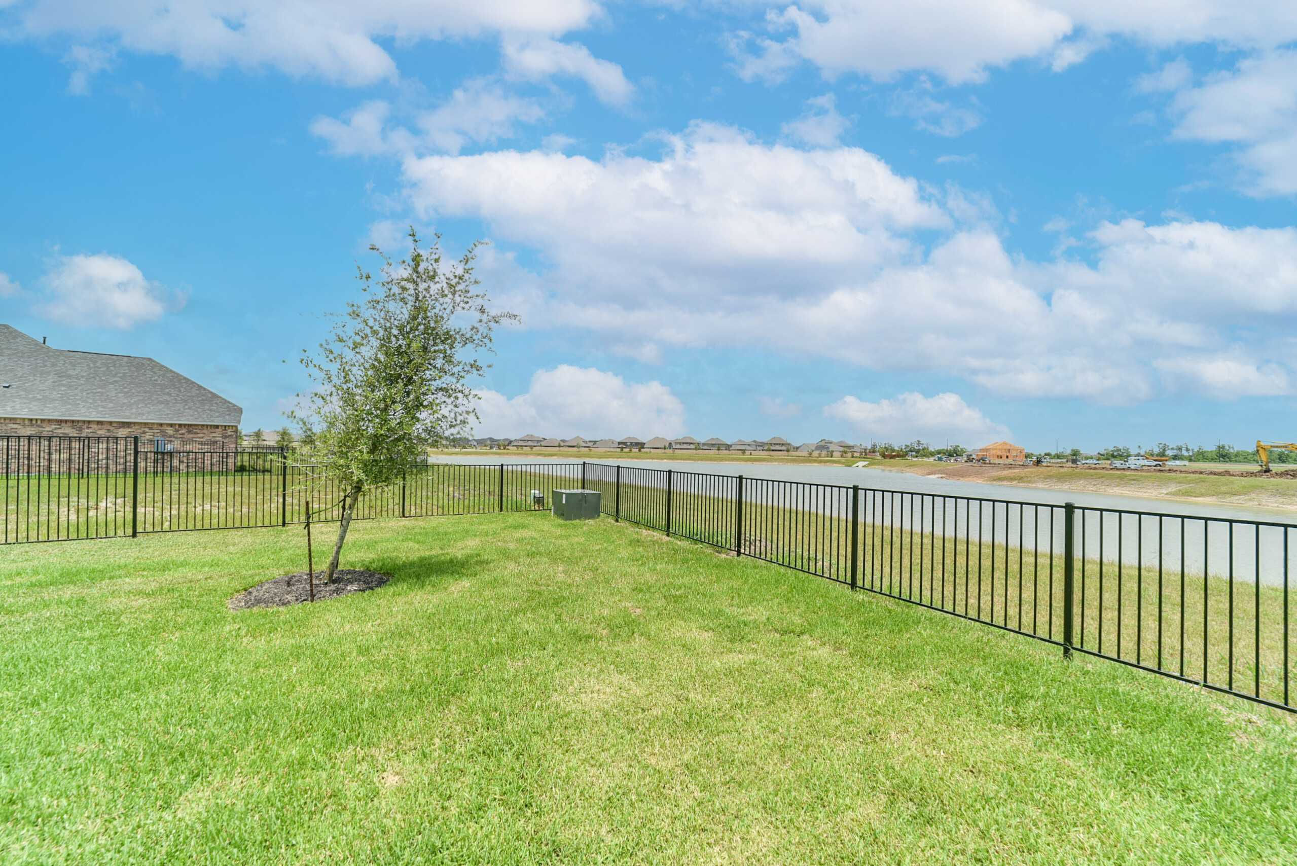 1815 Tioga View Drive, Rosharon, TX, USA, 77583  | Single Family