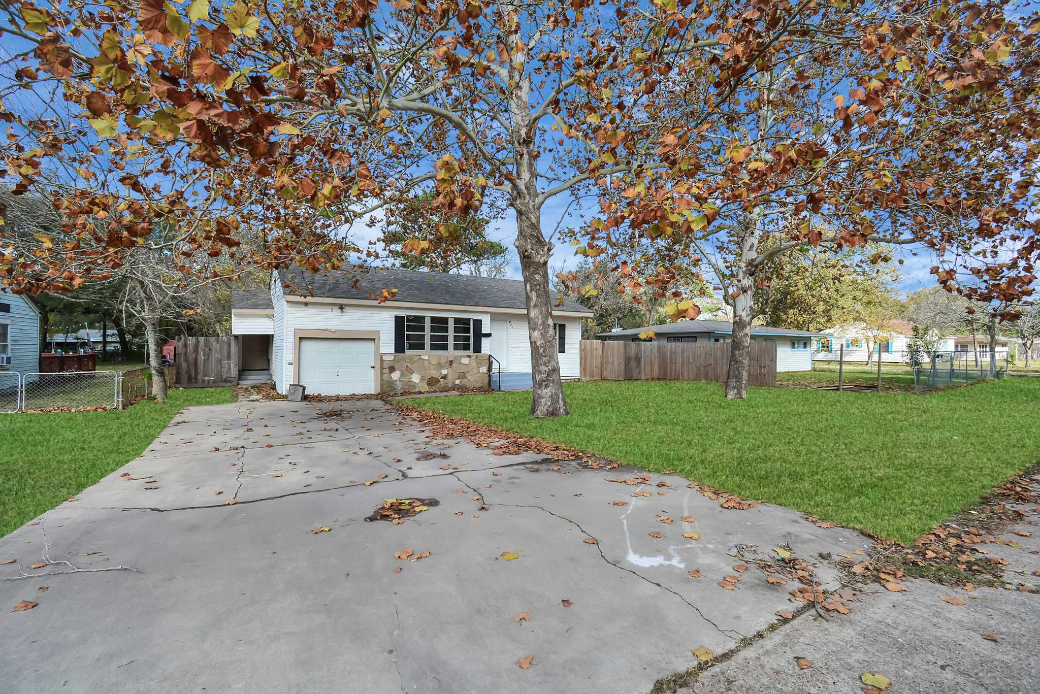 602 Bluebonnet Drive, La Marque, TX, USA, 77568 | Single Family