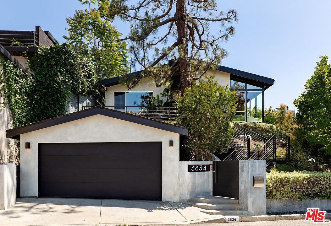 3834 Buena Park Dr Studio City, CA 91604  | Single Family