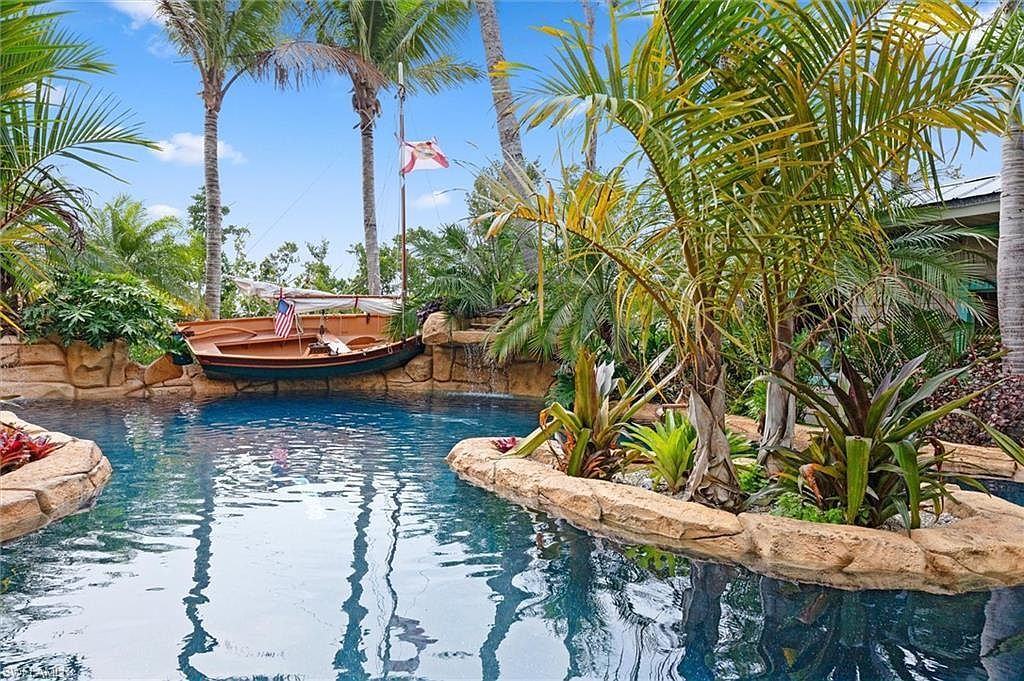 7377 Pineland Rd Bokeelia, FL 33922  | Single Family