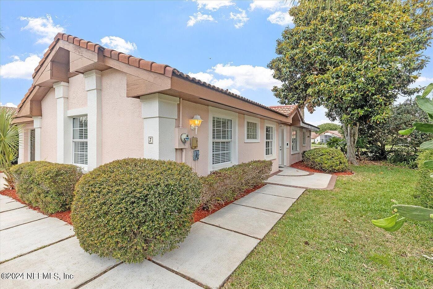 7 San Miguel Ct Palm Coast, FL 32137  | Single Family