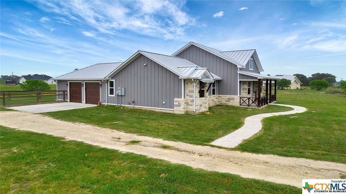 952 Fm 622 Victoria, TX 77905 | Single Family