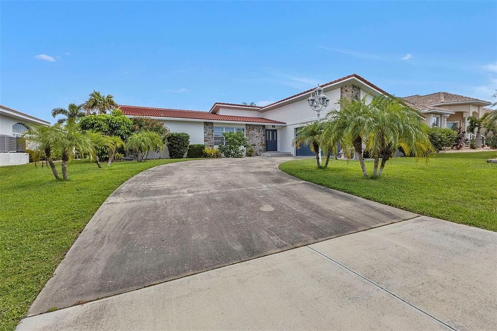16 Tropicana Dr Punta Gorda, FL 33950  | Single Family