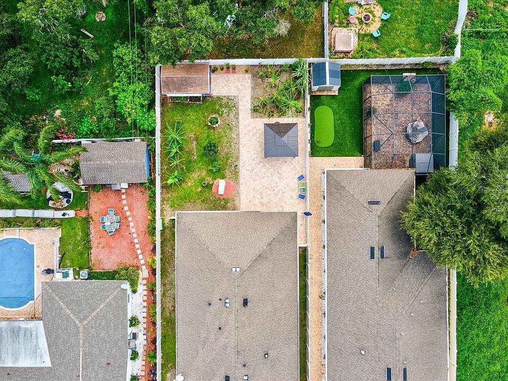 812 W Country Club Dr Tampa, FL 33612 | Single Family