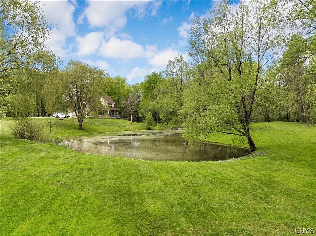 1880 Middle Rd Oneida, NY 13421  | Single Family