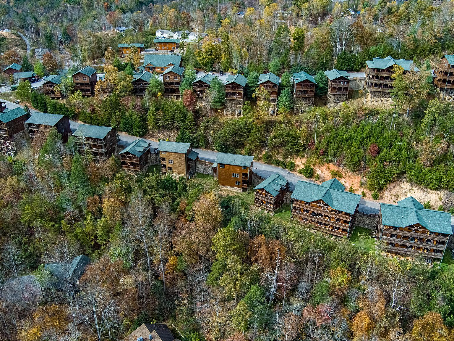832 Resort Way Gatlinburg, TN 37738 | Single Family