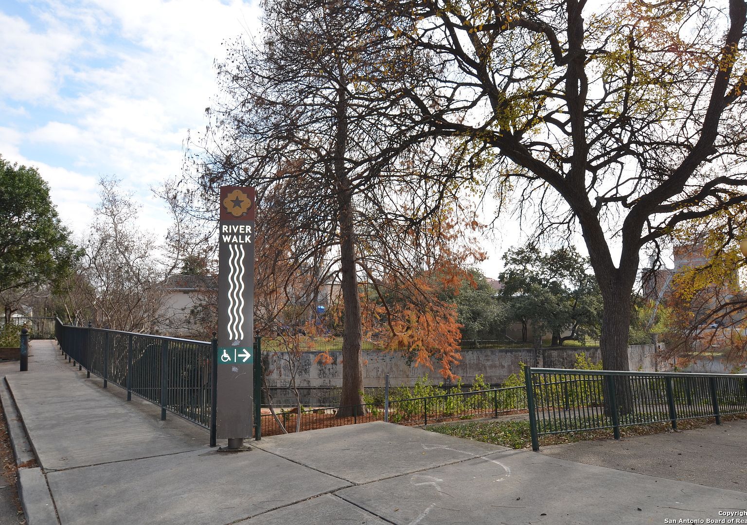 217 W Johnson San Antonio, TX 78204 | Single Family