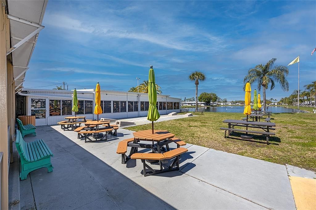 318 Lake Rd Clearwater, FL 33764  | New build