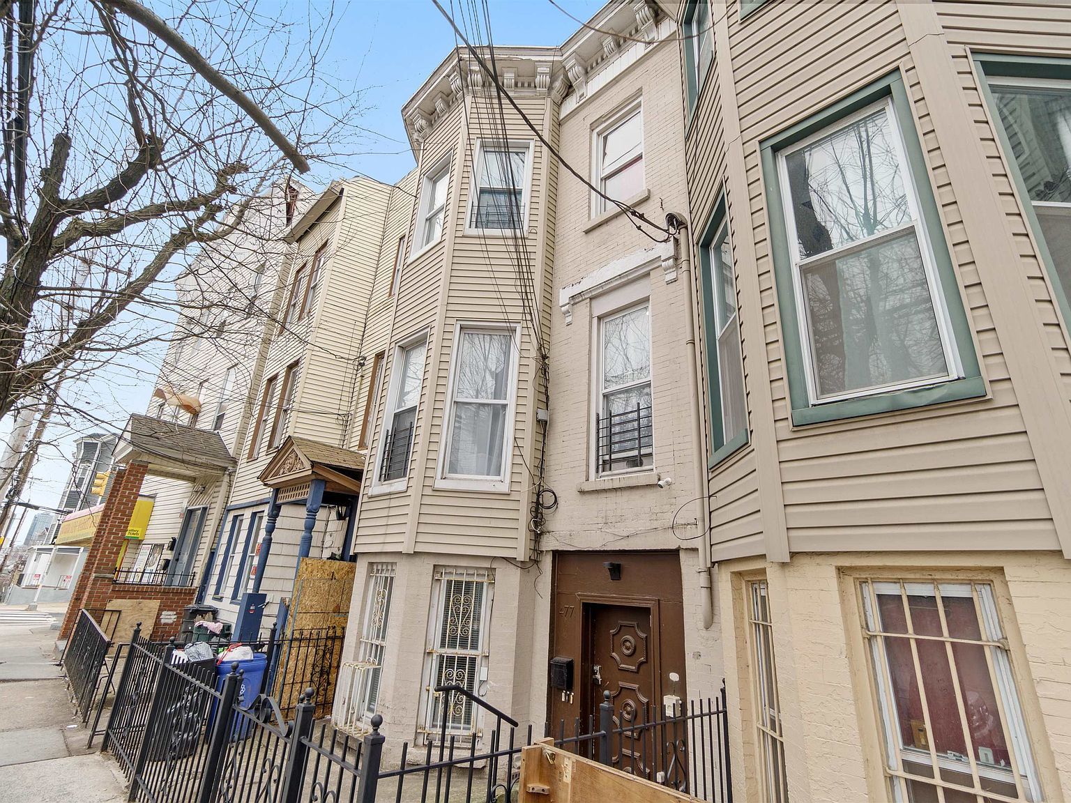 477 Mercer St Jersey City, NJ 07306  | Multi Family