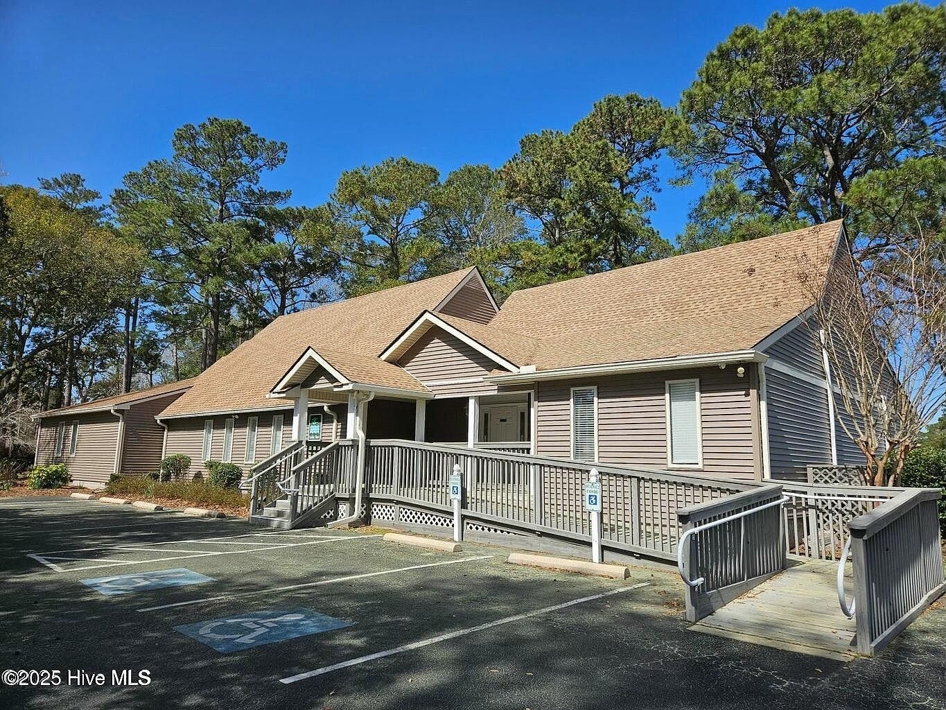 37 Carolina Shores Pkwy Carolina Shor, NC 28467 | Single Family