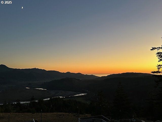 95660 Spirit Ridge Rd Gold Beach, OR 97444  | Single Family