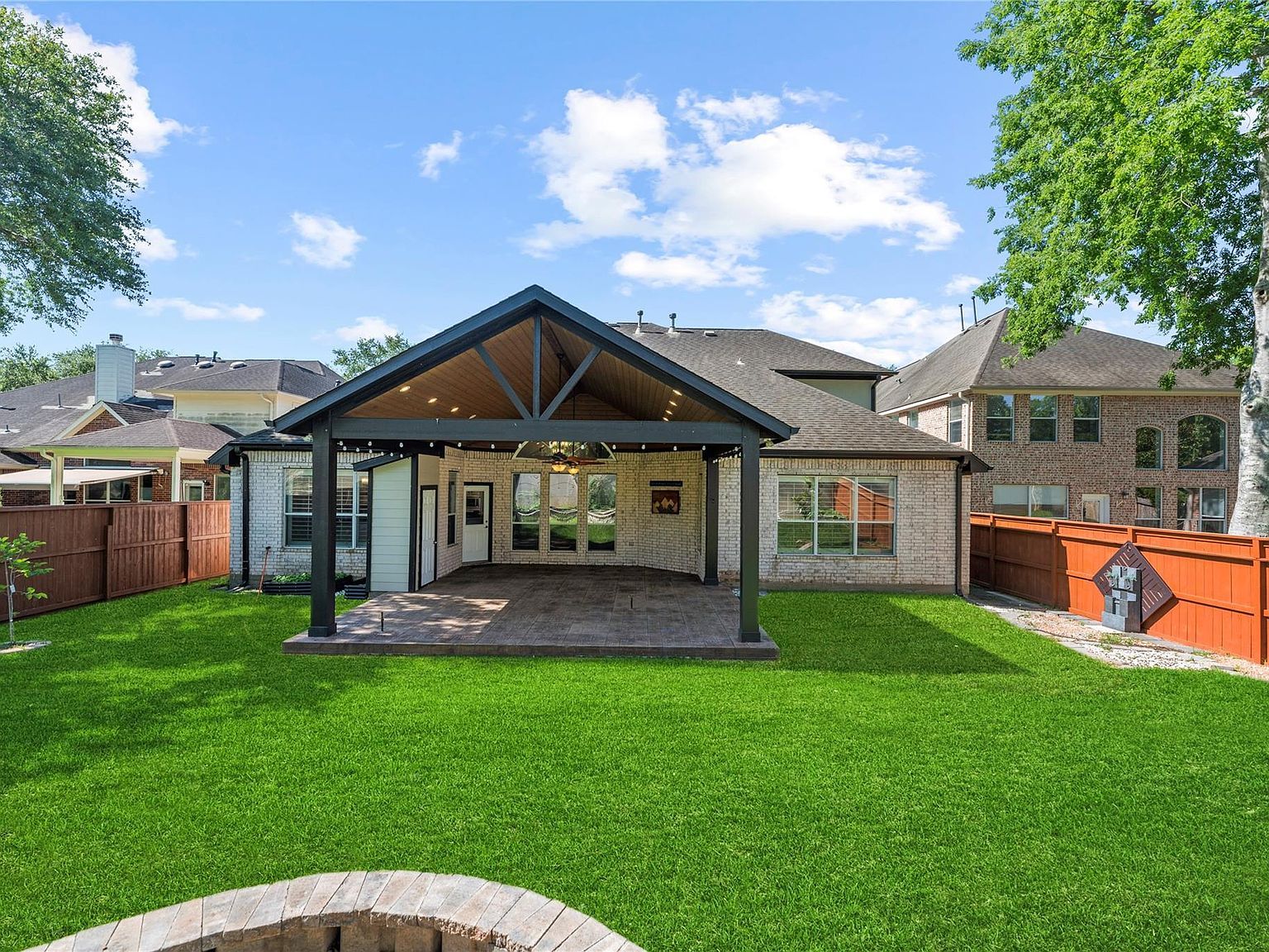 10315 Feldman Fls Missouri City, TX 77459  | Single Family