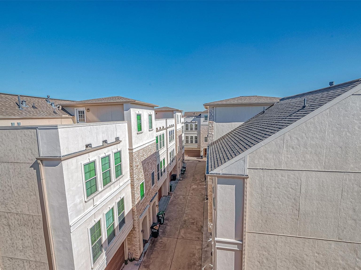 5226 Kiam St UNIT 1002 Houston, TX 77007  | Single Family