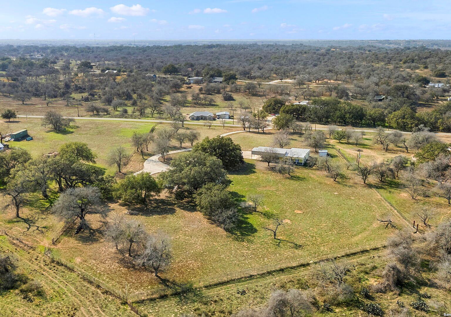 231 Broken Arrow Floresville, TX 78114  | Single Family