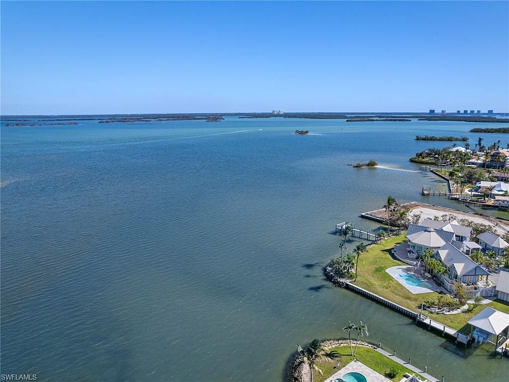 140 Curlew St Fort Myers Beach, FL 33931 | Single Family
