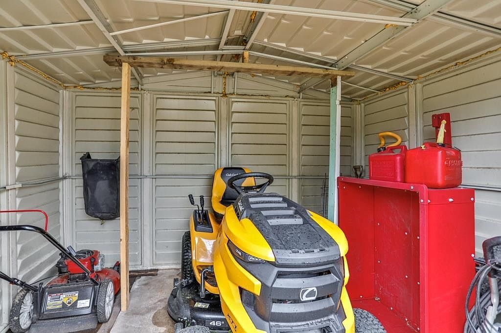 406 Flint Ave Mattoon, WI 54450  | Single Family