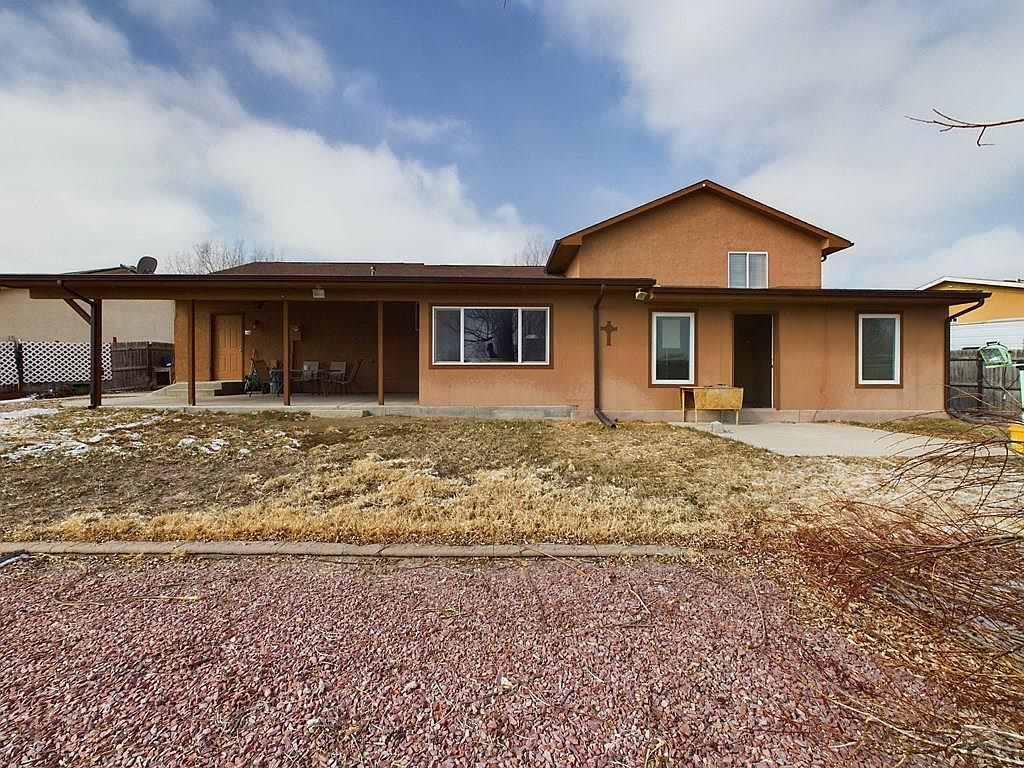 576 S Falcon Dr Pueblo West, CO 81007 | Single Family