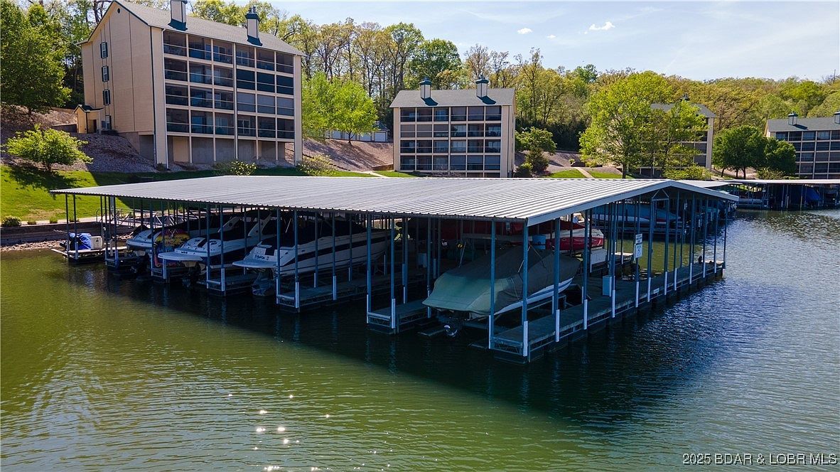 245 Bristol Bay Dr #2B Lake Ozark, MO 65049  | Condominium
