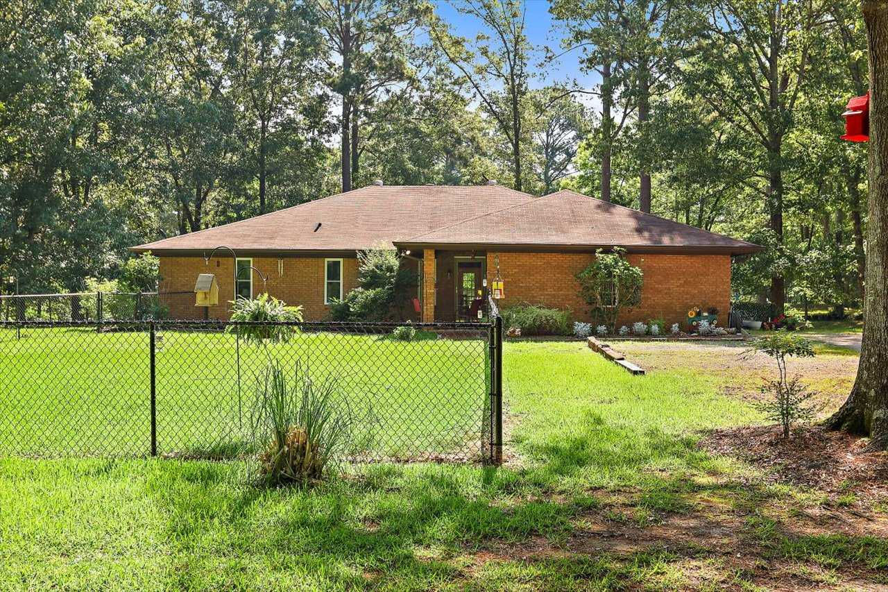 216 Trace Circle, Raymond, MS, USA, 39154  | Single Family