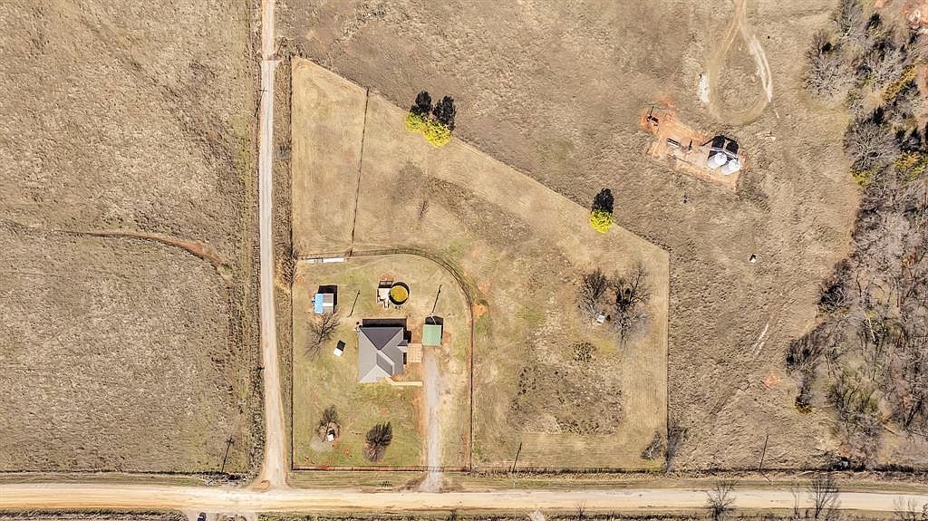17535 E County Road 1500 Lindsay, OK 73052  | Single Family