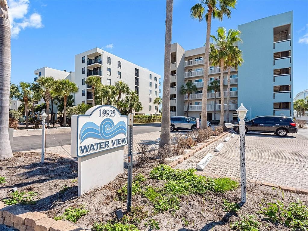 19925 Gulf Blvd APT 402 Indian Shores, FL 33785  | Condominium
