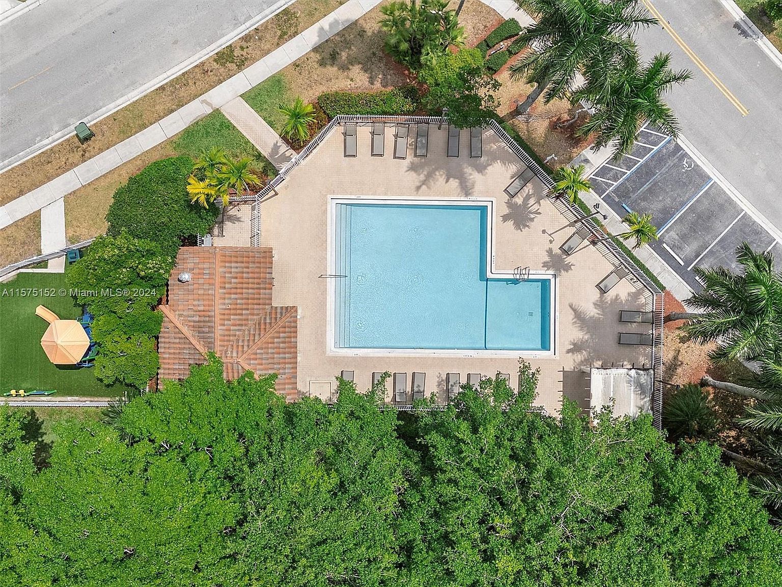 397 NW 156th Ln Pembroke Pines, FL 33028 | Single Family