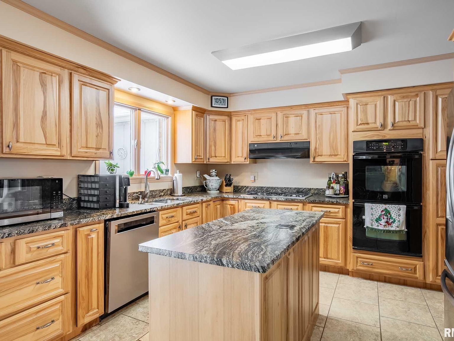 105 Woodlake Ln Eldorado, IL 62930 - Thumbnail 5