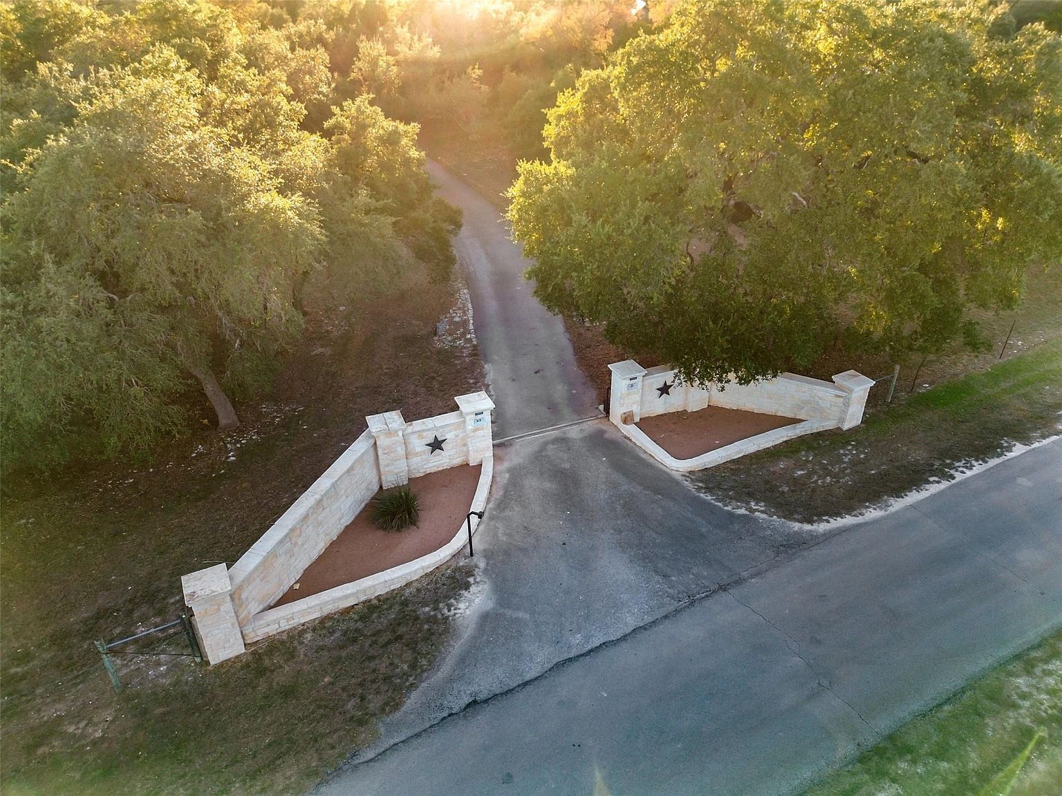 301 Crystal Meadows Dr Kyle, TX 78640 - Thumbnail 5