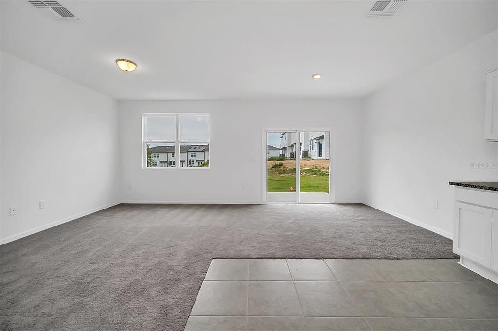 246 Mandovi St Davenport, FL 33837 - Thumbnail 5