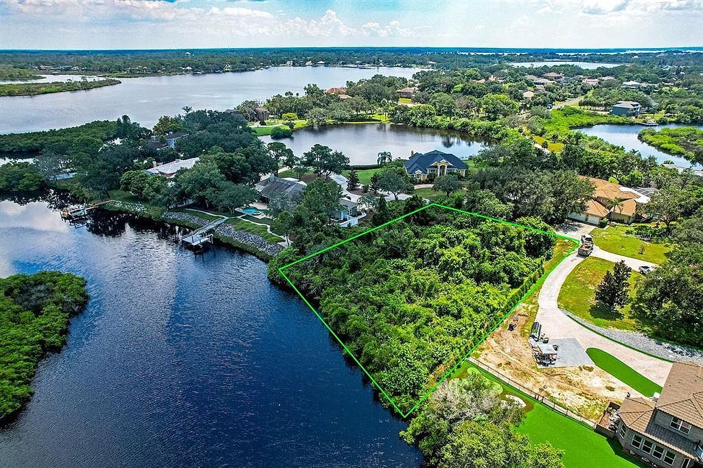 Jasmine Ave Tarpon Springs, FL 34689 - Thumbnail 5