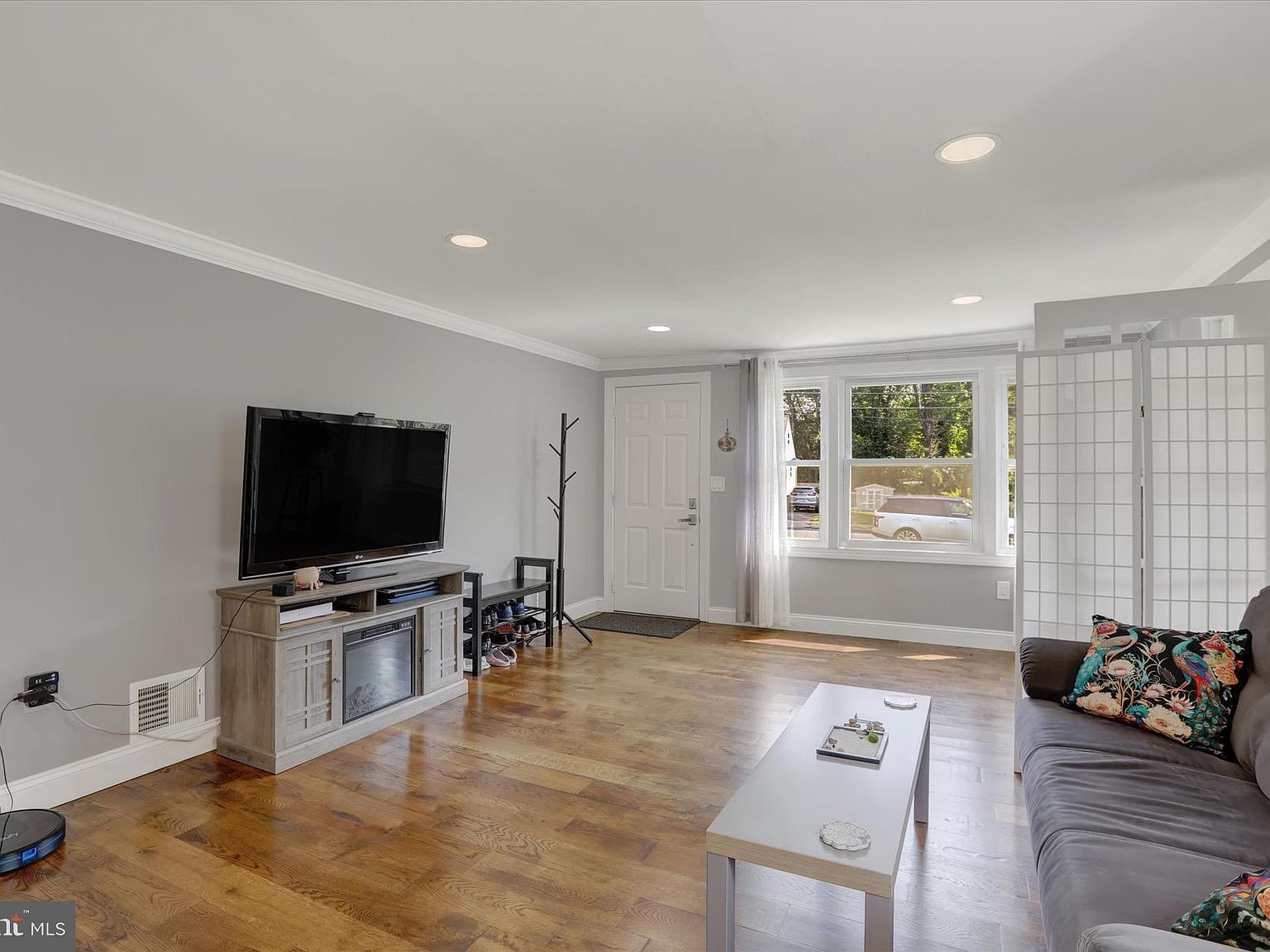 331 N Lafayette Ave Morrisville, PA 19067 - Thumbnail 5