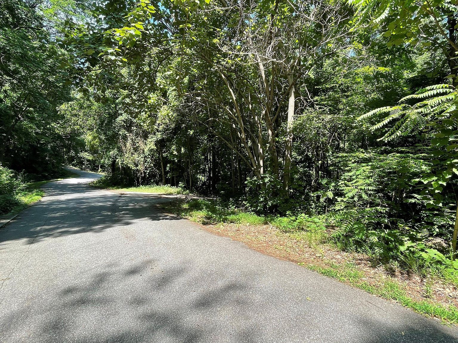 3287 Stones Throw Dr #3 Valdese, NC 28690 - Thumbnail 5