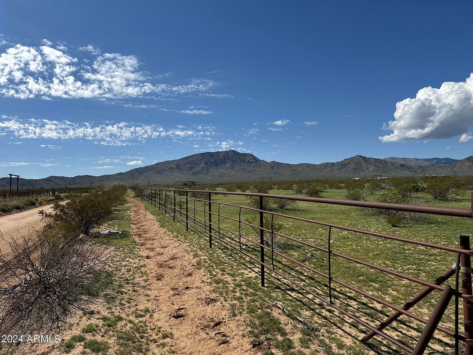 00XX N 529th Ave PARCEL 2B Aguila, AZ 85320 - Thumbnail 5