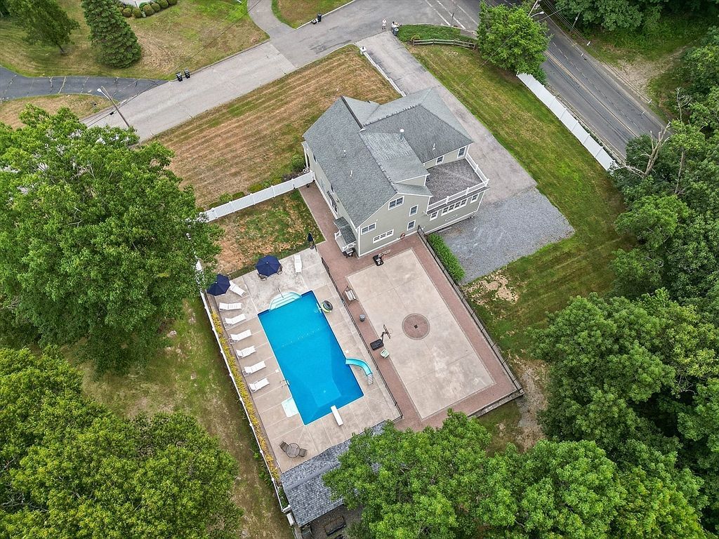 2 Dana Dr Groveland, MA 01834 - Thumbnail 5