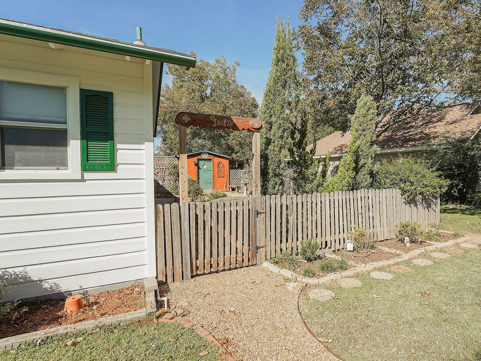 438 South St Krum, TX 76249 - Thumbnail 5