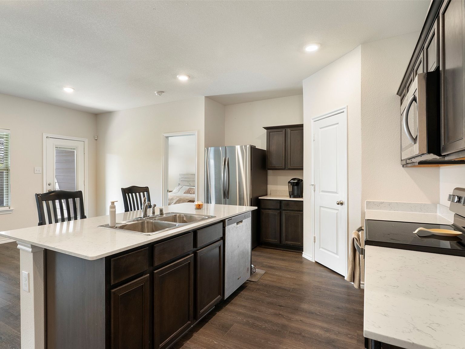 11401 Headwater Ct Providence Village, TX 76227 - Thumbnail 5