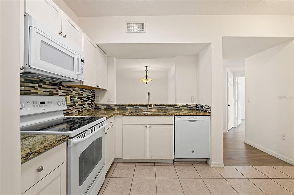 6434 Cypressdale Dr UNIT 102 Riverview, FL 33578 - Thumbnail 5