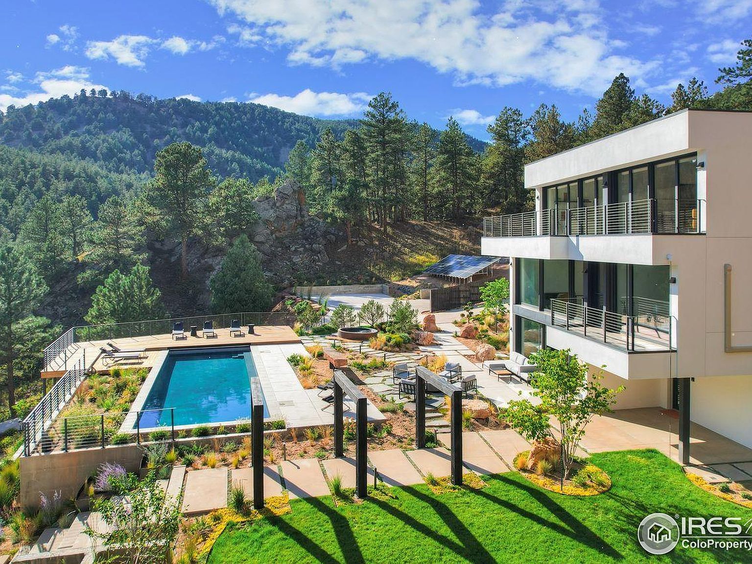 228 Lion Point Boulder, CO 80302 - Thumbnail 5