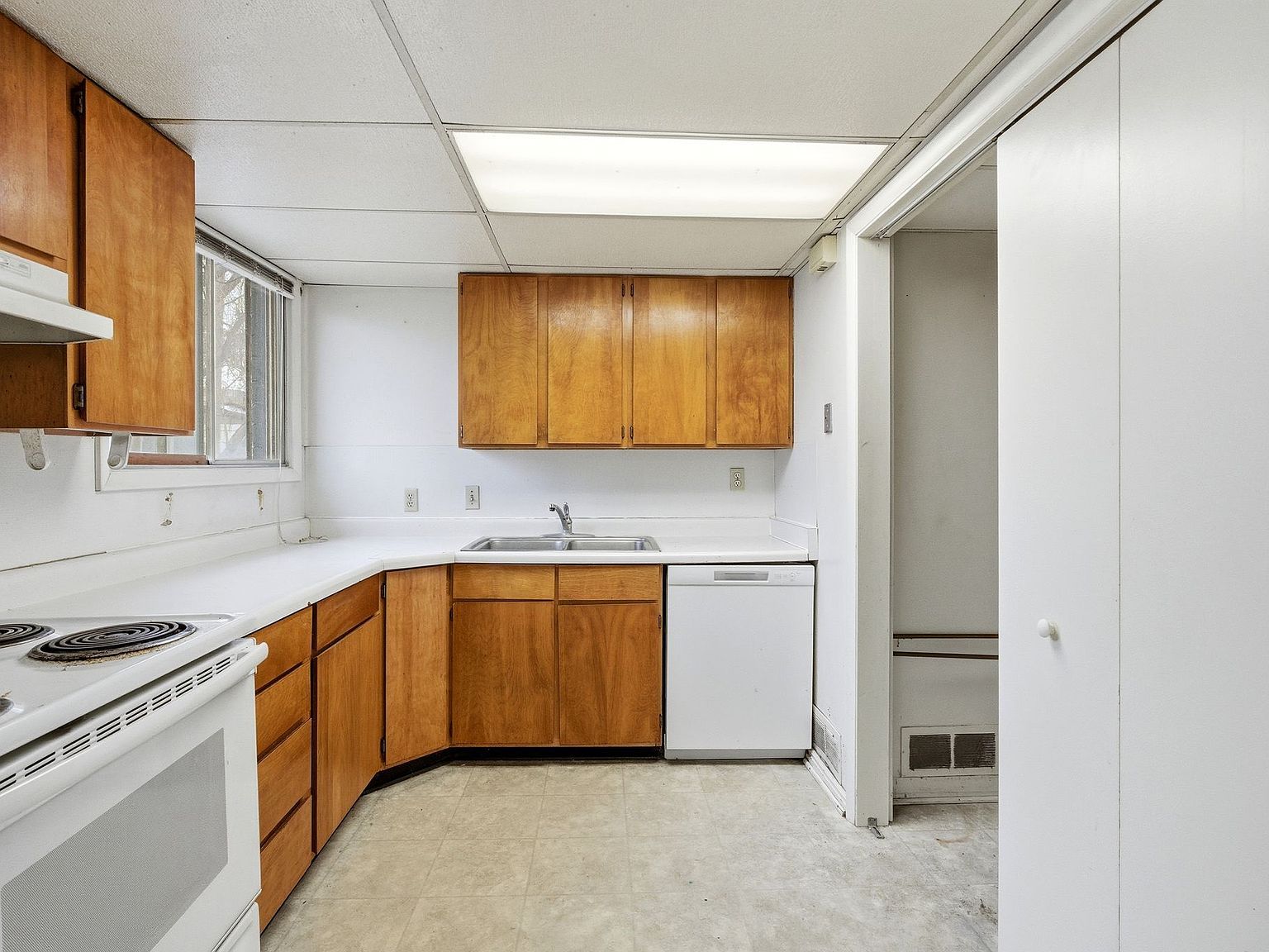 1601 S 700 W Woods Cross, UT 84087 - Thumbnail 5