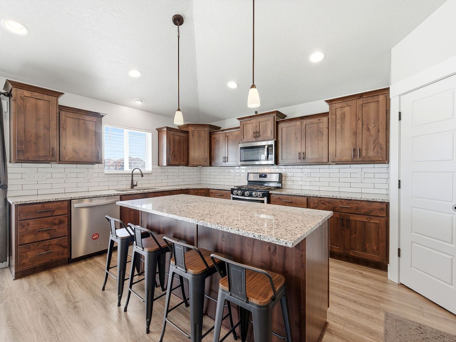 2267 W 2855 S West Haven, UT 84401 - Thumbnail 5