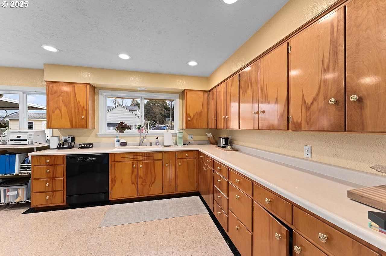 91247 N Willamette St Eugene, OR 97408 - Thumbnail 5