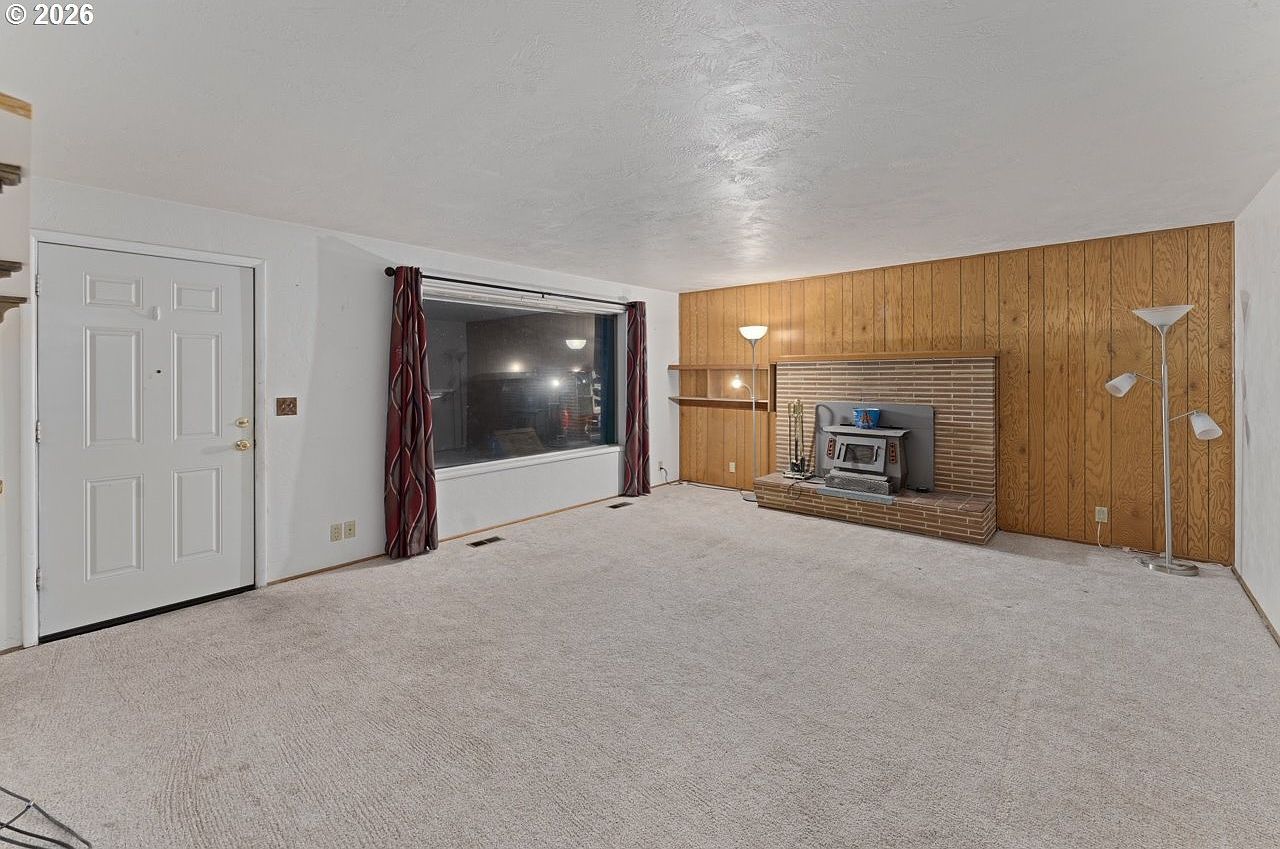 212 Hayden Bridge Way Springfield, OR 97477 - Thumbnail 5