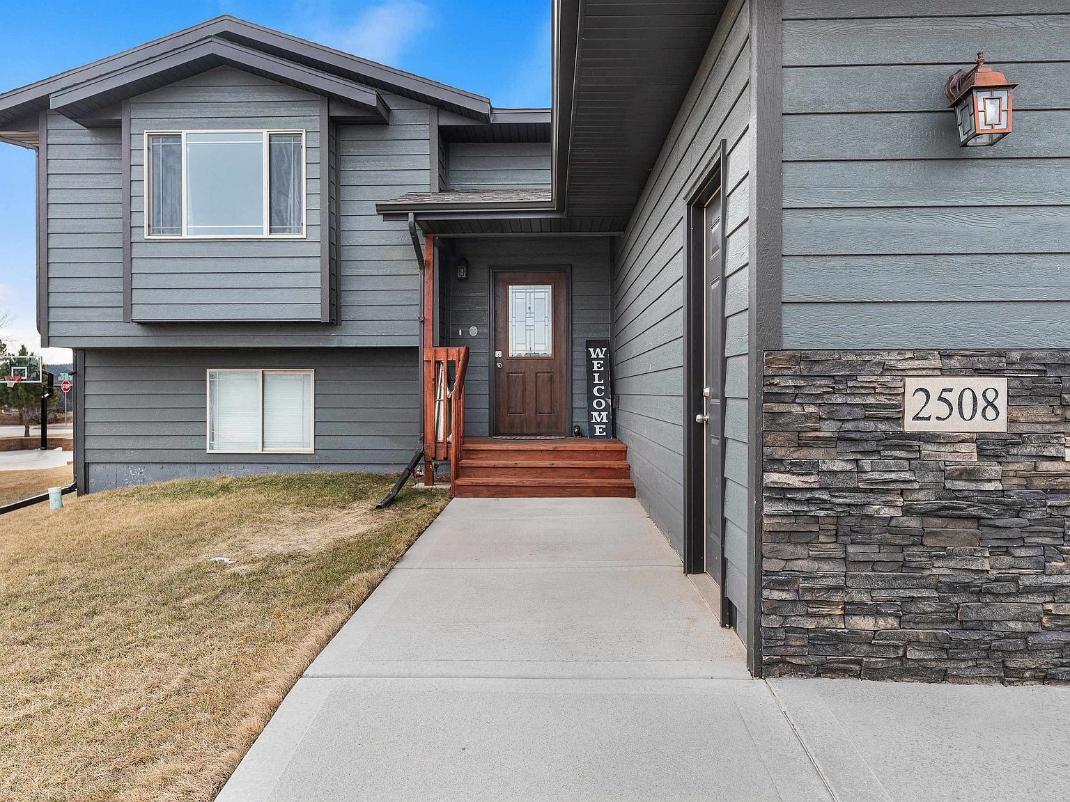 2508 Meadows Dr Sturgis, SD 57785 - Thumbnail 5